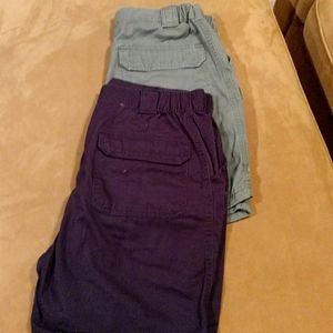 2 pair men's cargo shorts